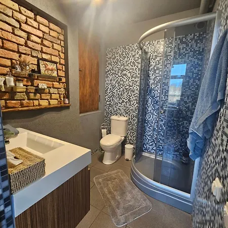 Oasis Apartment
